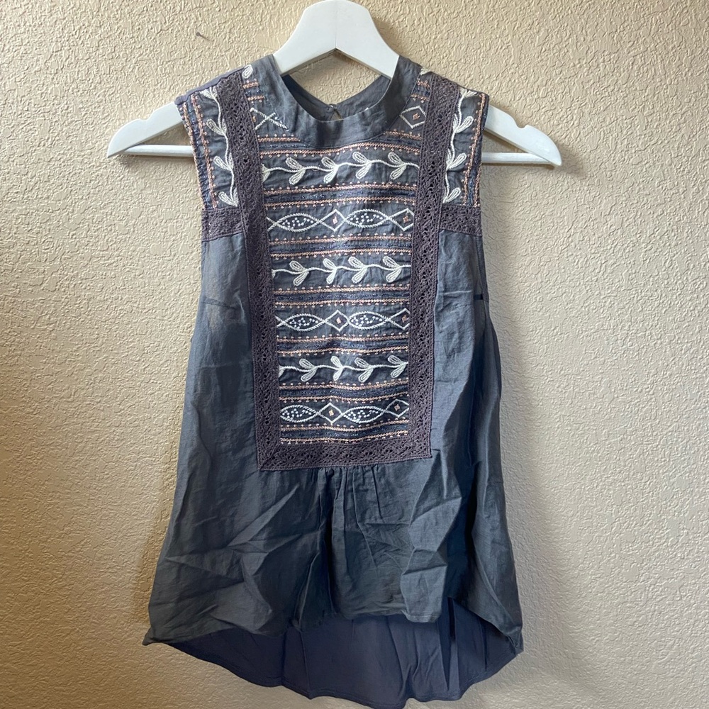 Embroidered sleeveless blouse